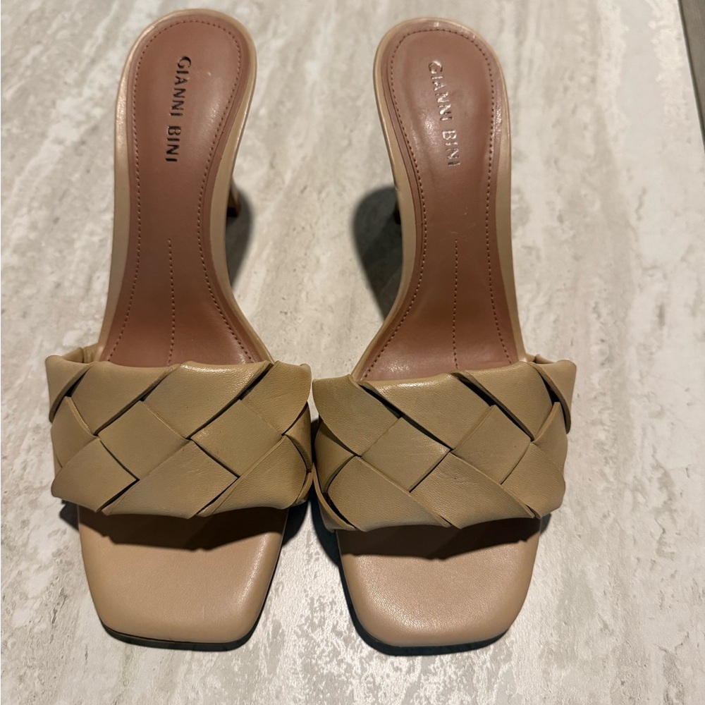 Gianni Bini Beige Woven Mules